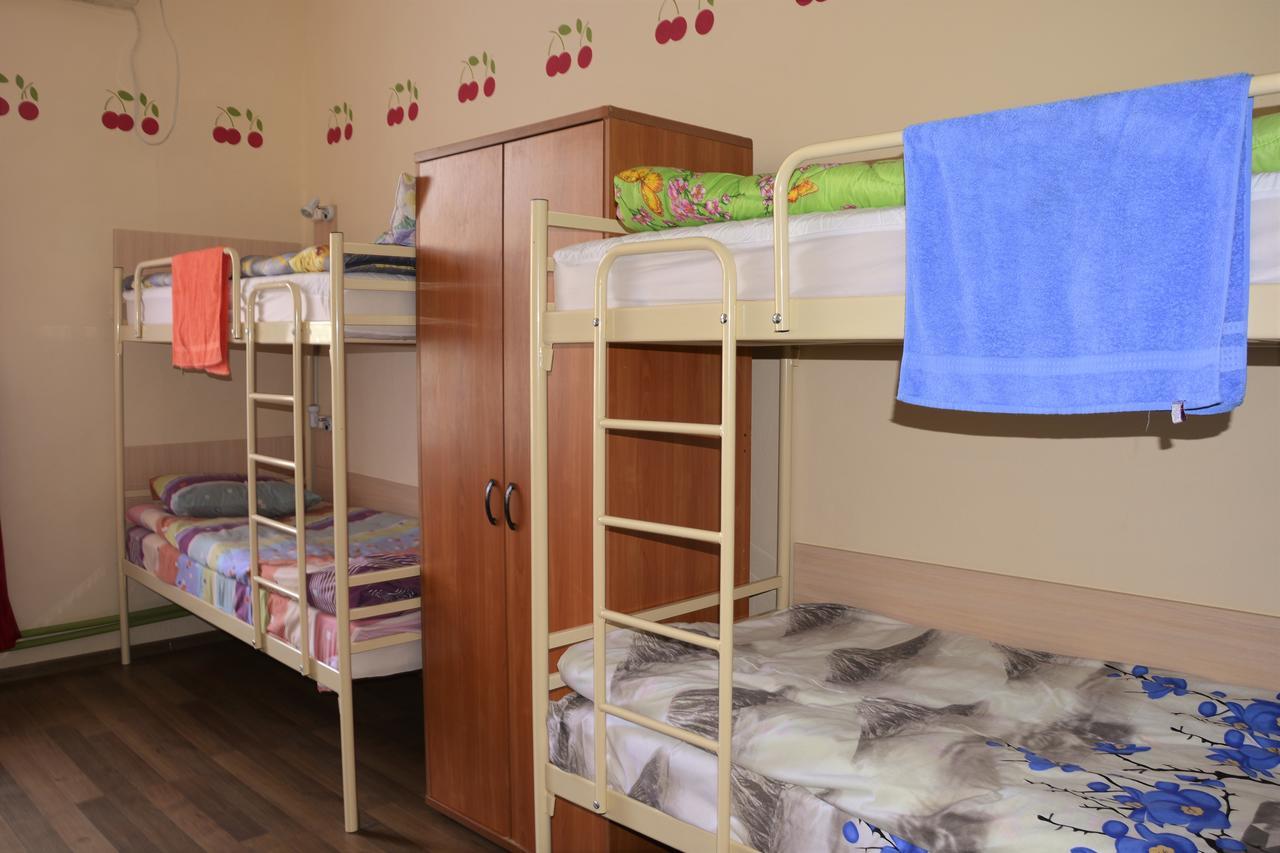 Vishnya Hostel Dnipro Eksteriør bilde