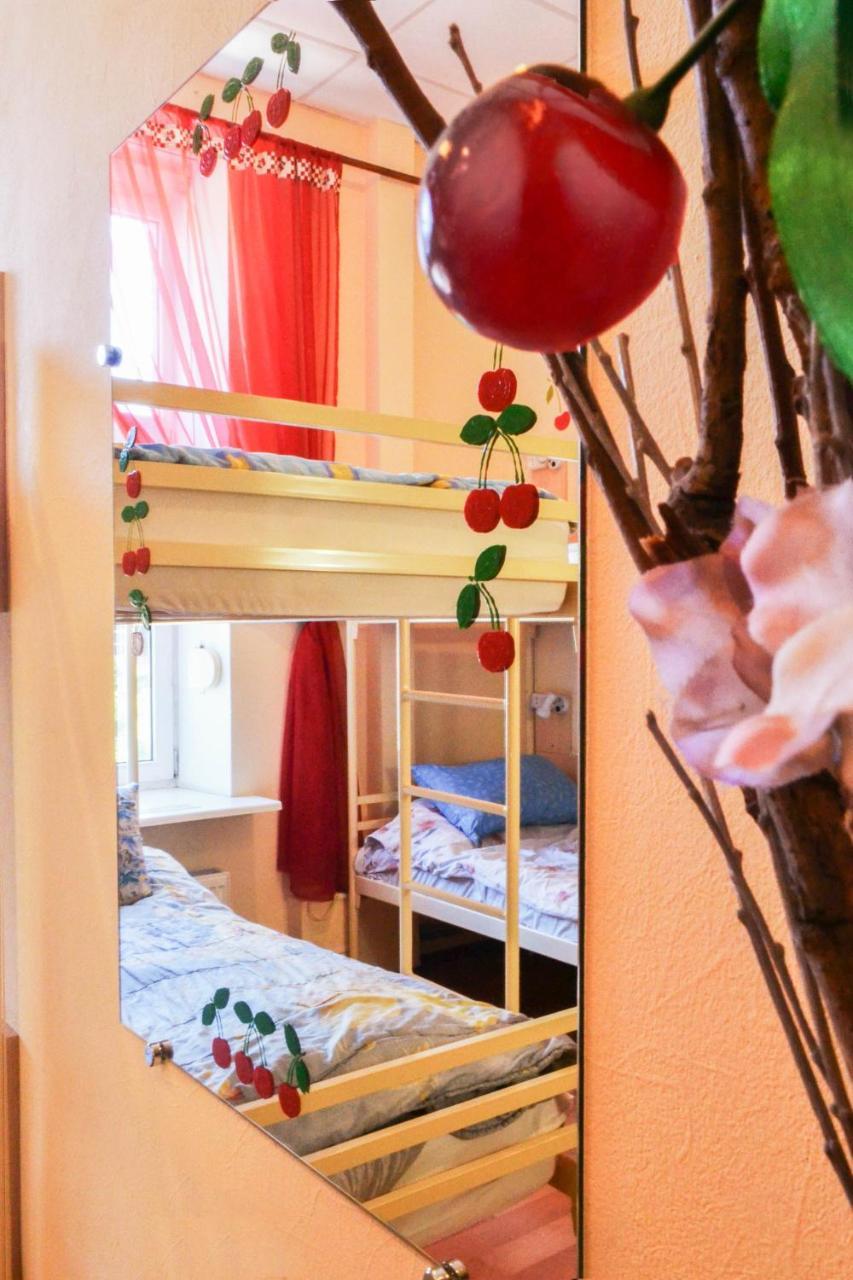Vishnya Hostel Dnipro Eksteriør bilde