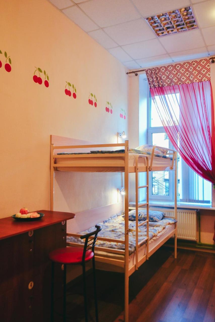 Vishnya Hostel Dnipro Eksteriør bilde