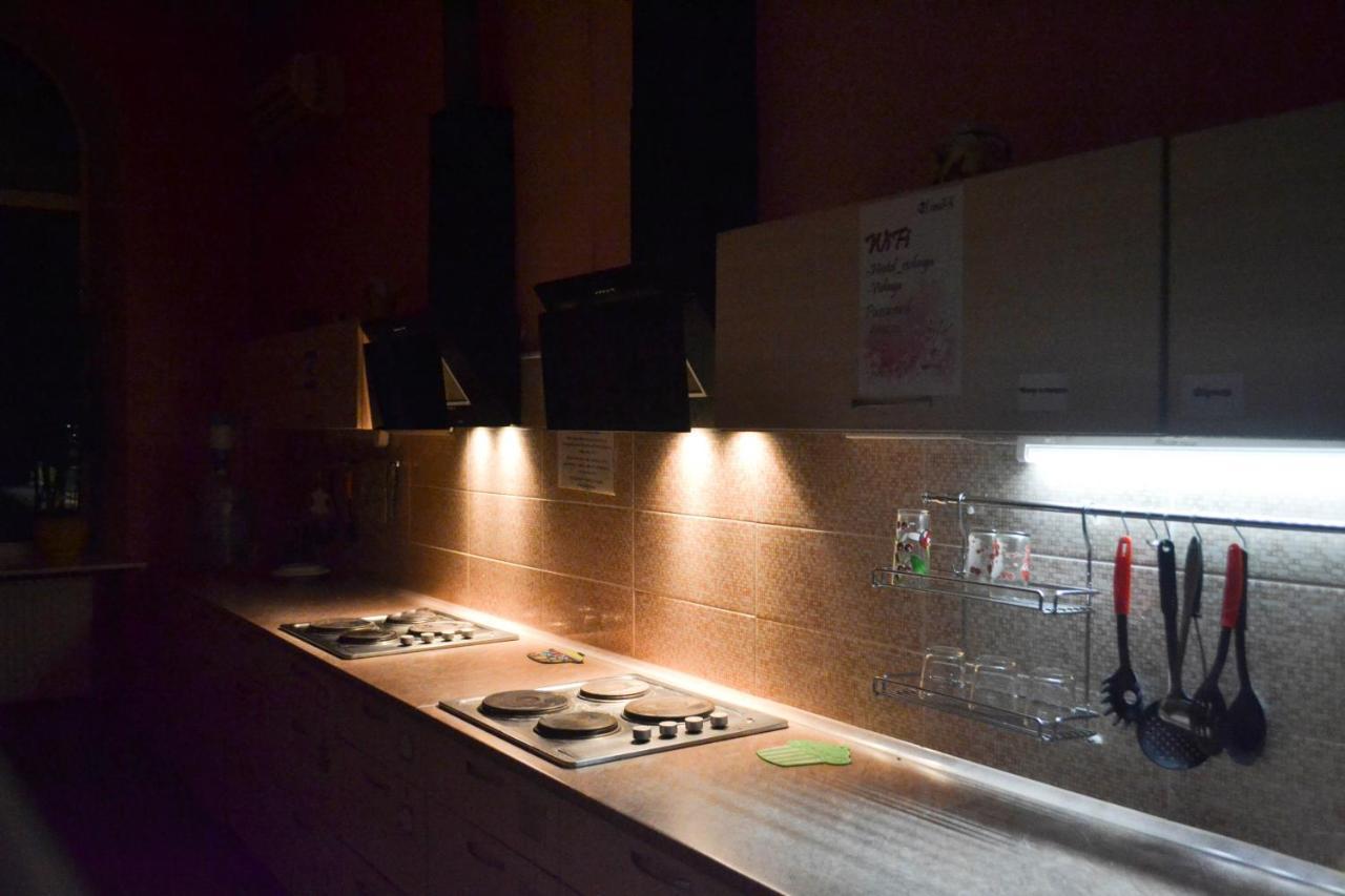 Vishnya Hostel Dnipro Eksteriør bilde
