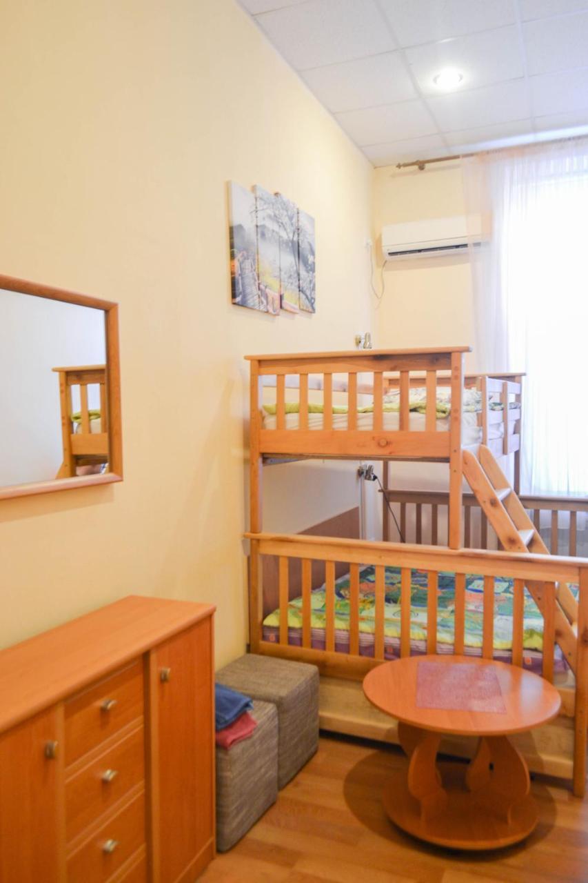 Vishnya Hostel Dnipro Eksteriør bilde